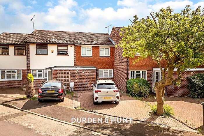 3 Bedroom Terraced House To Rent In Witham Close, Loughton, IG10