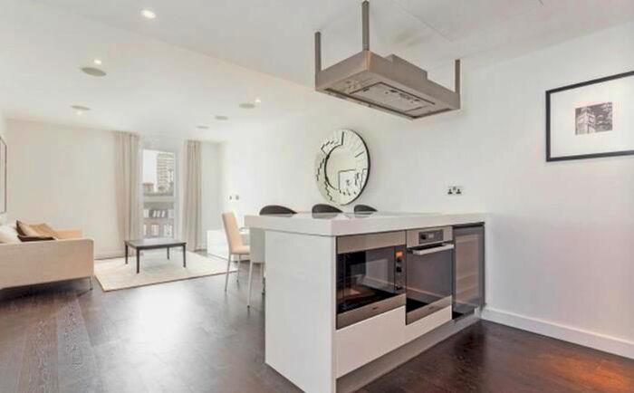 2 Bedroom Flat To Rent In Moore House, Grosvenor Waterside, Gatliff Road, SW1W