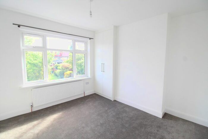 4 Bedroom Semi-Detached House To Rent In Granville Road, Uxbridge UB10