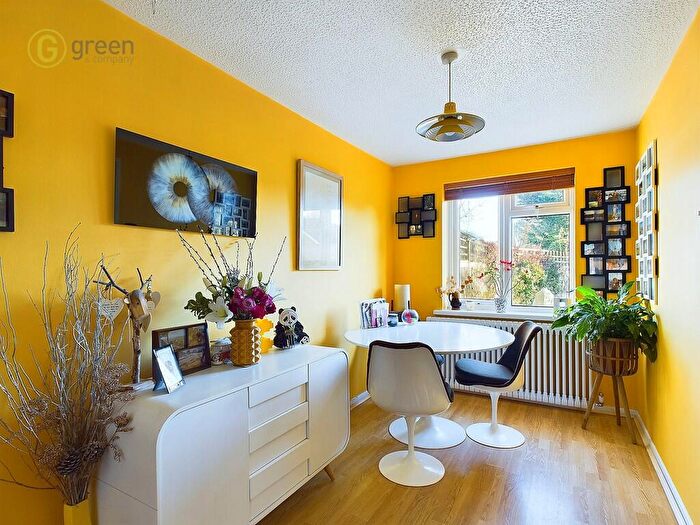 3 Bedroom End Of Terrace House For Sale In Kirkwood Avenue, Erdington, B23