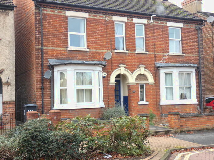 1 Bedroom Flat To Rent In Spring Road, Kempston, MK42
