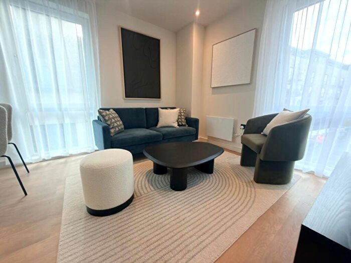 1 Bedroom Apartment To Rent In Windsor Bridge Road, Bath, BA2