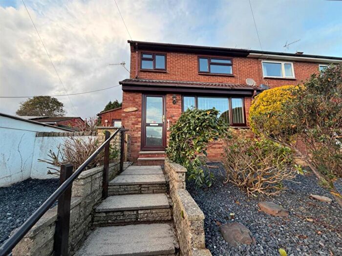 3 Bedroom End Of Terrace House To Rent In Elmore Way, Tiverton, EX16