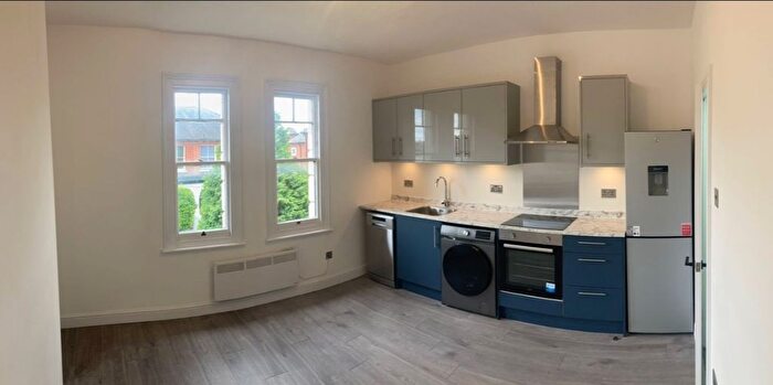 1 Bedroom Flat To Rent In Eastern Avenue, Reading, RG1