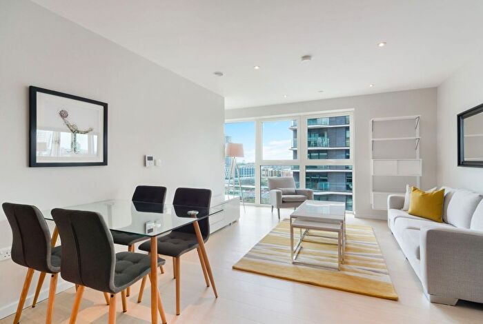 1 Bedroom Flat For Sale In Glasshouse Gardens, London, E20