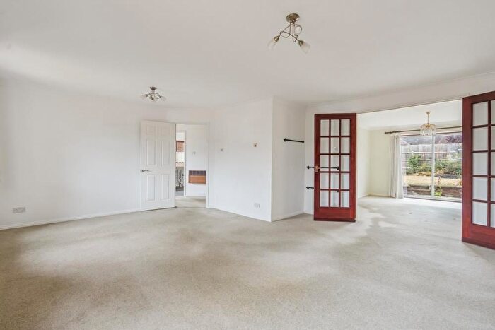 5 Bedroom Detached House For Sale In Brightmans Drive, Maulden, Bedford, MK45
