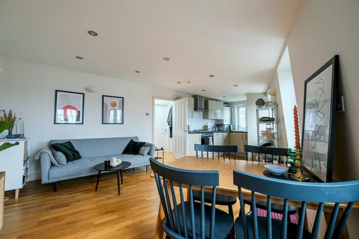 1 Bedroom Flat To Rent In Liverpool Road, London, N1