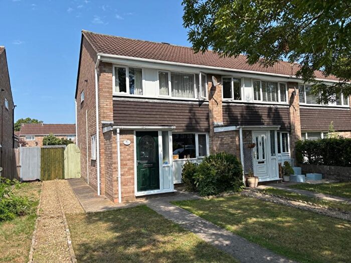 3 Bedroom Property For Sale In Capel Close, Warmley, Bristol, BS15