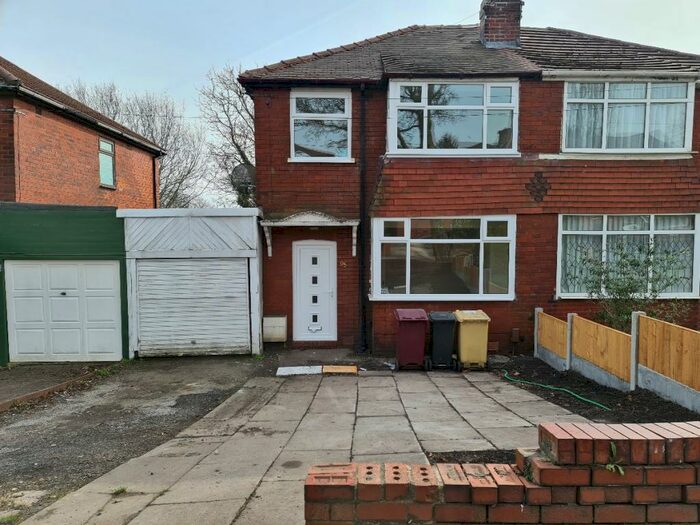 3 Bedroom Semi-Detached House To Rent In Highfield Road, Farnworth, Bolton, BL4