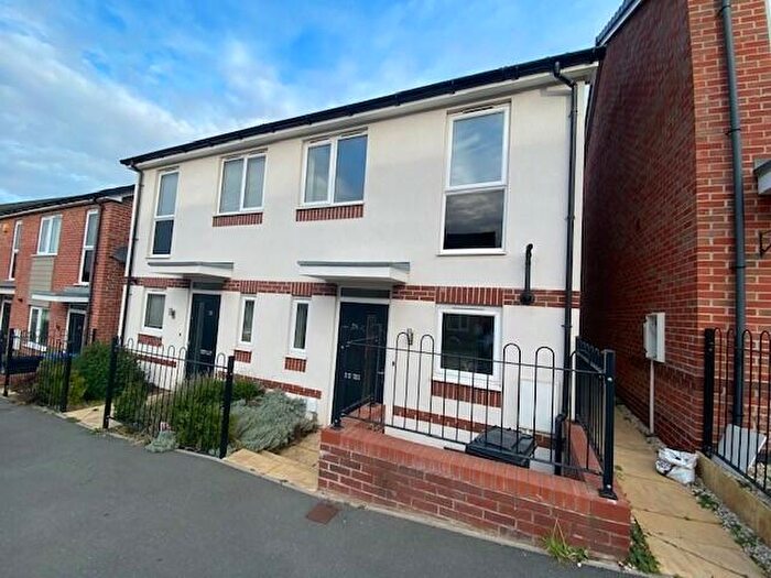 2 Bedroom Semi-Detached House To Rent In Baker Street, Rugby, CV21