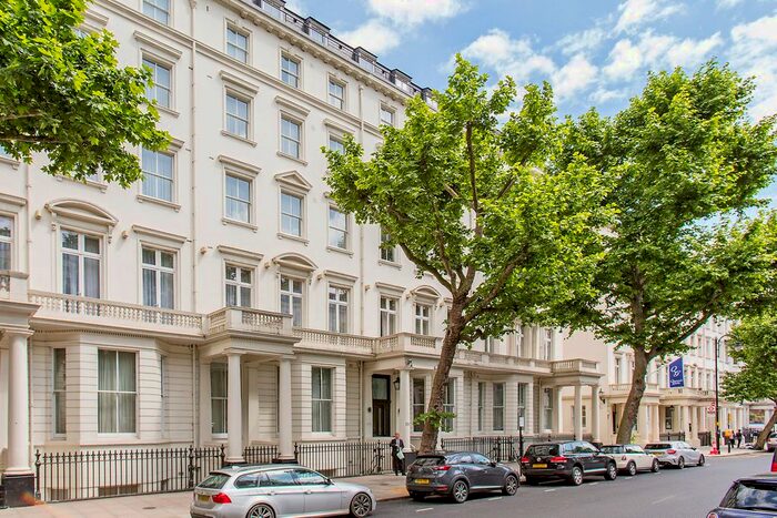 1 Bedroom Flat To Rent In Queen's Gate, South Kensington, London, SW7