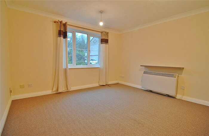 2 Bedroom Flat To Rent In Dudbridge Meadow, Dudbridge, Stroud, Gloucestershire, GL5