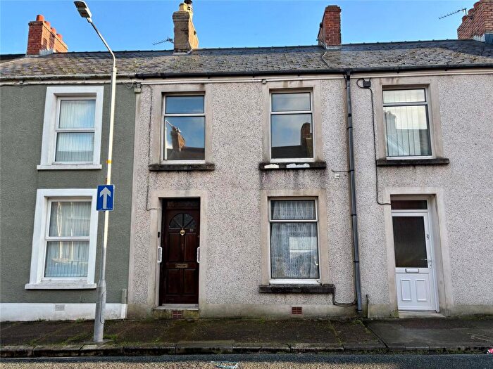 3 Bedroom Terraced House For Sale In Dewsland Street, Milford Haven, Pembrokeshire, SA73