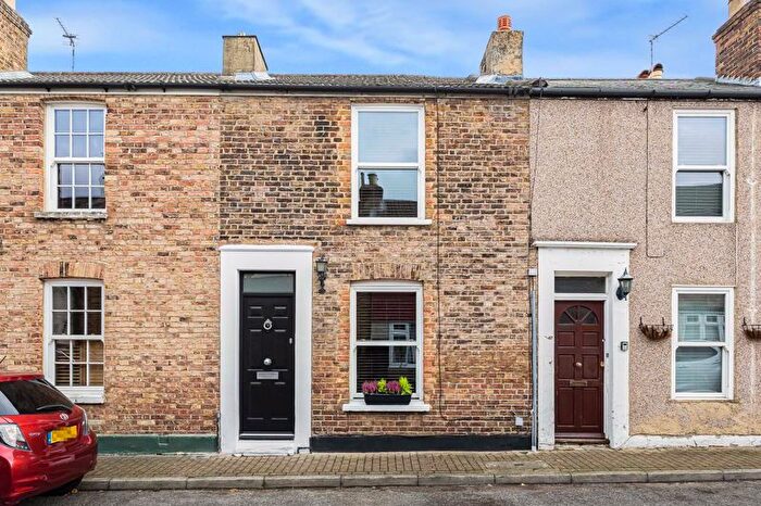 2 Bedroom Terraced House For Sale In Blackhorse Road, Sidcup, DA14