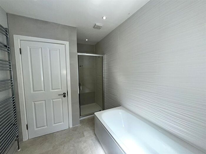 2 Bedroom Detached Bungalow To Rent In Laburnum Avenue, Stalybridge, SK15