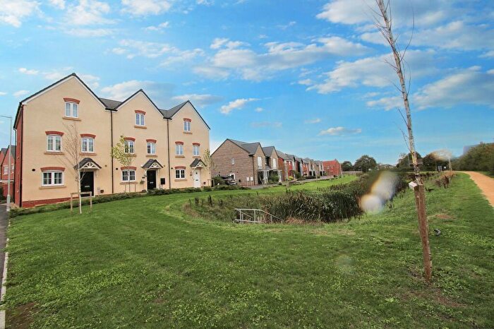 3 Bedroom Terraced House For Sale In Cleve Wood Road, Thornbury, BS35