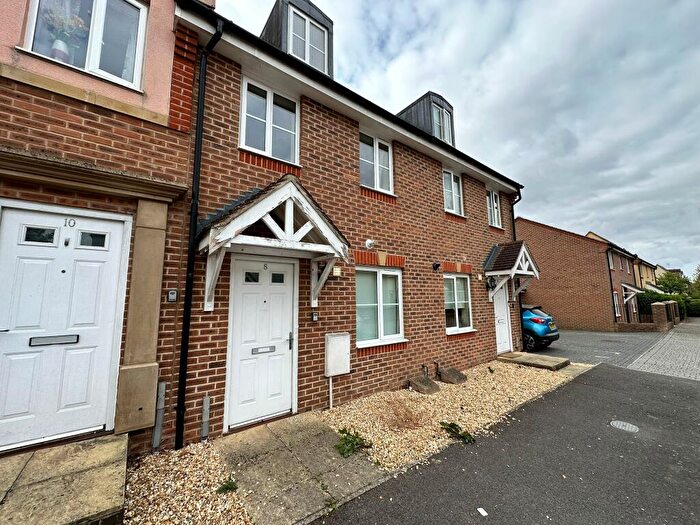 3 Bedroom Terraced House To Rent In Augusta Way East, Andover, SP11