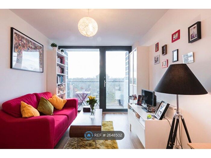 1 Bedroom Flat To Rent In Cranston Court, London, W12