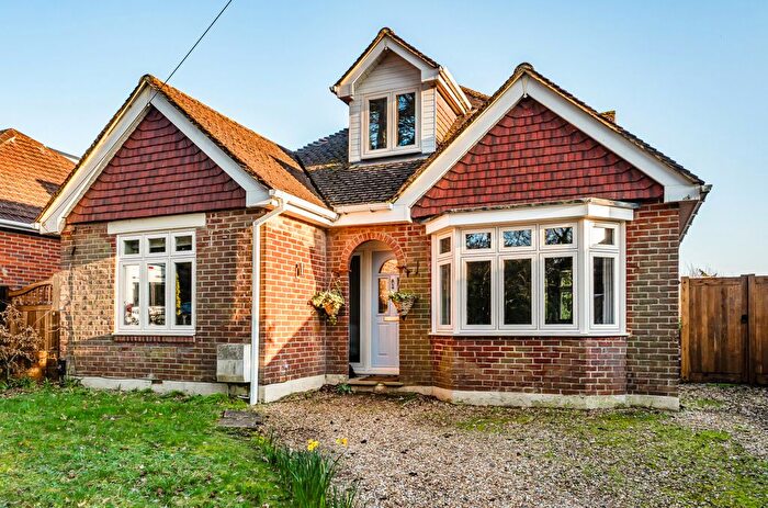 4 Bedroom Bungalow For Sale In Cuckoo Bushes Lane, Chandler's Ford, Eastleigh, Hampshire, SO53