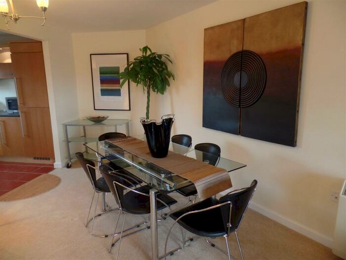 2 Bedroom Apartment To Rent In Triumph House, Manor House Drive, Cv Central, Coventry, CV1