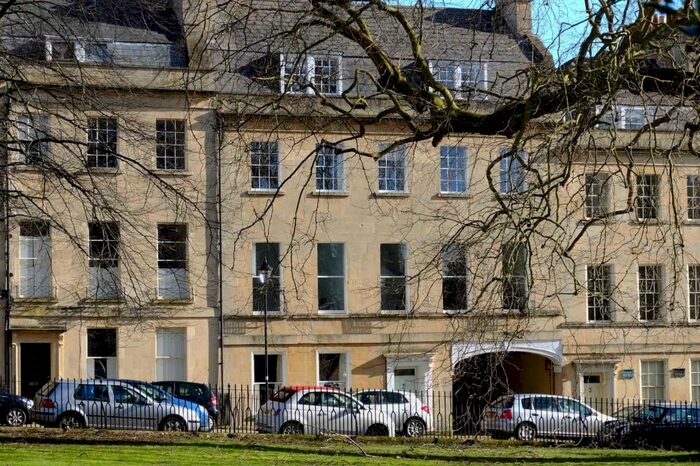 2 Bedroom Apartment To Rent In St. James`s Square, BA1