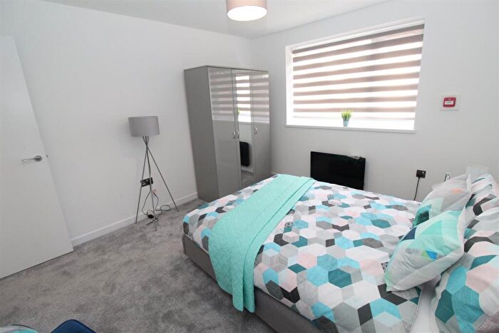 3 Bedroom Private Halls To Rent In Florentia Street, Cathays, Cardiff, CF24