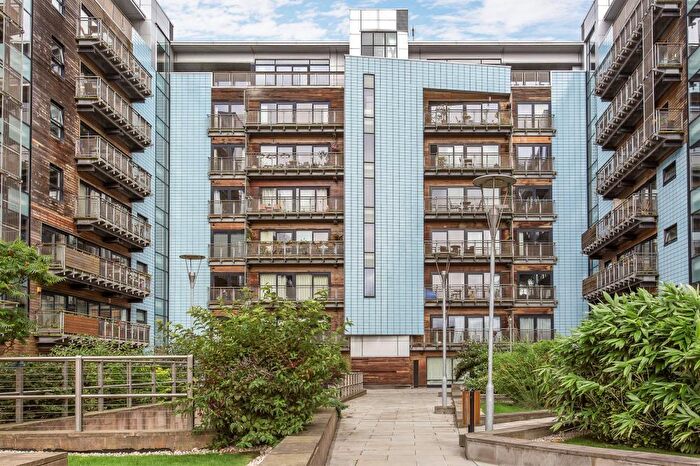 2 Bedroom Flat To Rent In Breadalbane Street, Bonnington, Edinburgh, EH6