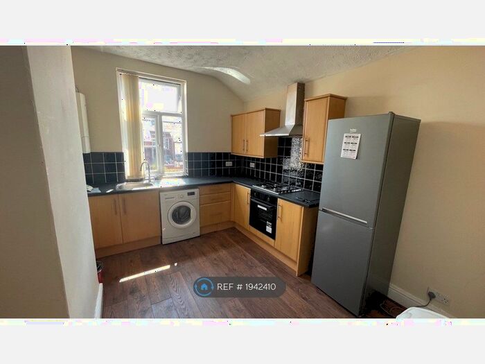 1 Bedroom Flat To Rent In Liverpool Street, Salford, M6