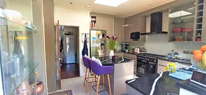 3 Bedroom Semi Detached House To Rent In Rayners Lane, Pinner, HA5