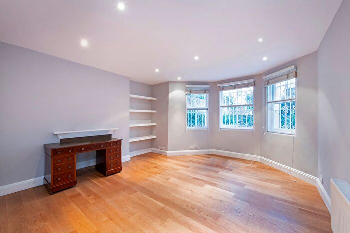 1 Bedroom Flat To Rent In Rosslyn Hill, Hampstead, NW3