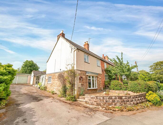 4 Bedroom Character Property For Sale In The Nook, Whissendine, LE15