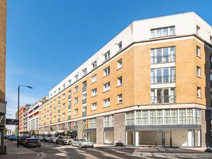 2 Bedroom Flat To Rent In Colefax Building, Aldgate Triangle, Aldgate, Liverpool Street, London, E1