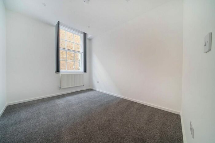 2 Bedroom Flat To Rent In King Street, Maidstone, ME14