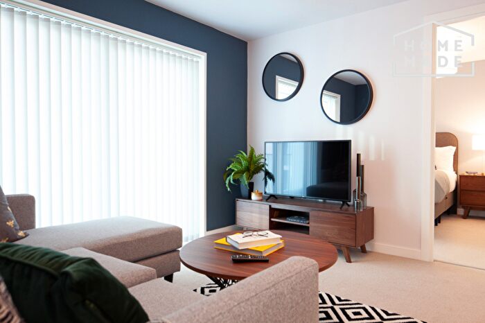 2 Bedroom Flat To Rent In Aston Place, B1