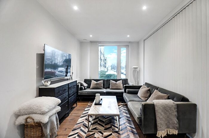 1 Bedroom Flat For Sale In Brannigan Way, Edgware, HA8