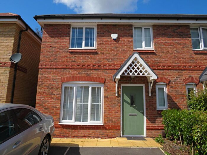 3 Bedroom Semi-Detached House To Rent In Mafeking Road, Smethwick, B66