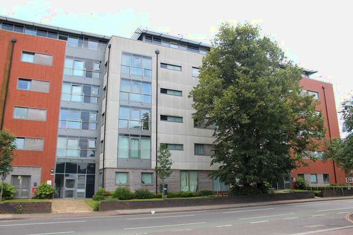 2 Bedroom Apartment To Rent In Heron House, Goldington Road, MK40