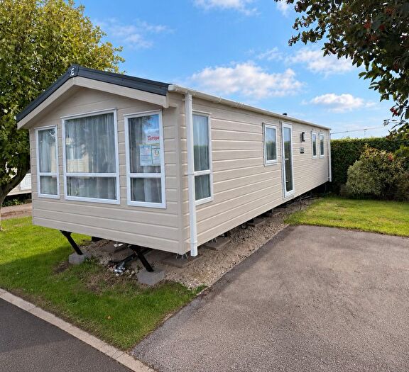 2 Bedroom Property For Sale In Hinderwell Lane, Runswick, Saltburn-By-The-Sea, North Yorkshire, TS13