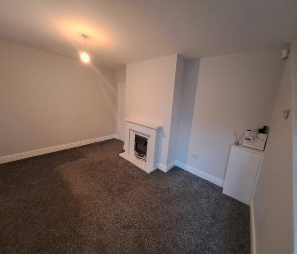 2 Bedroom Semi-Detached House To Rent In High Street, Houghton-Le-Spring, DH5