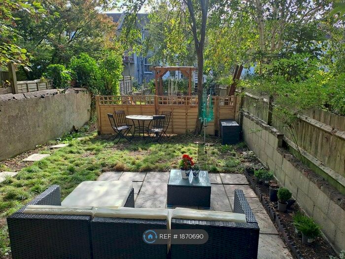 2 Bedroom Flat To Rent In Ditchling Rise, Brighton, BN1