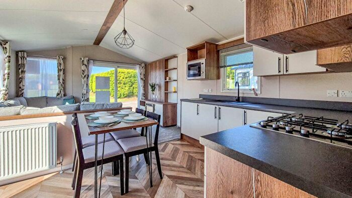 2 Bedroom Park Home For Sale In Stowford Farm Meadows, EX34