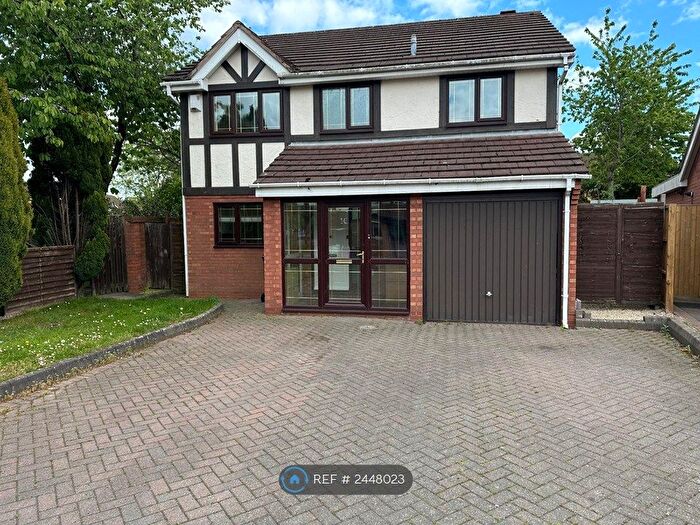 4 Bedroom Detached House To Rent In Yelverton Close, Walsall, WS3