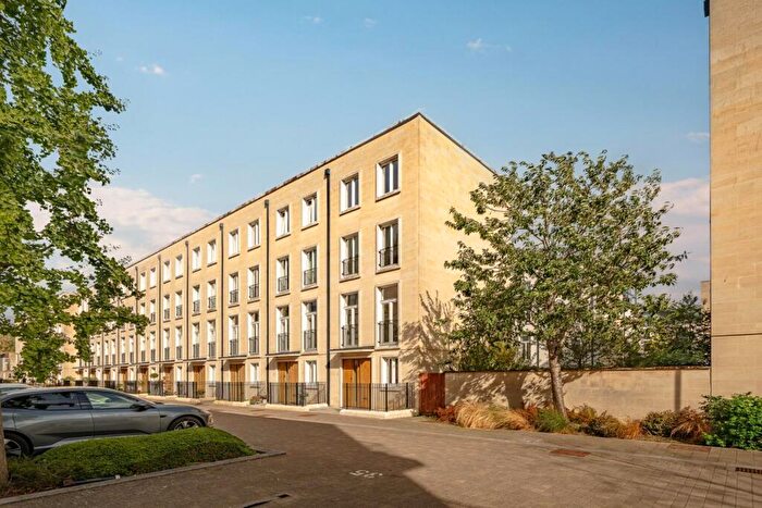 3 Bedroom End Of Terrace House For Sale In Percy Terrace, Bath, BA2