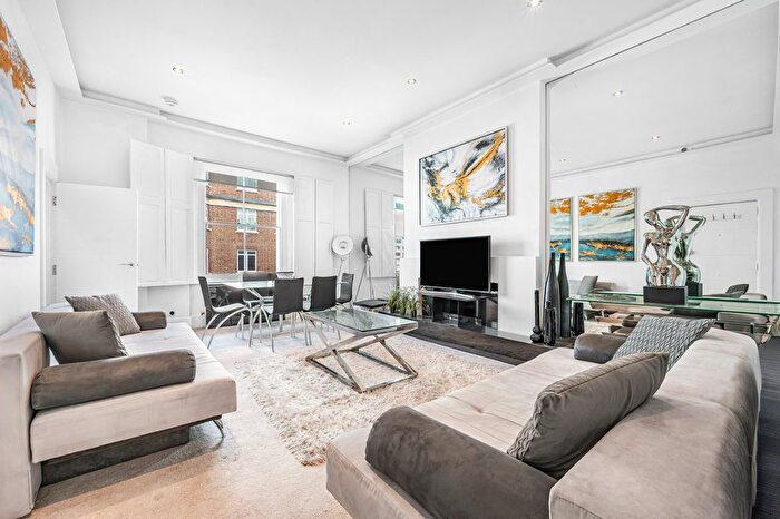 1 Bedroom Flat For Sale In Stanhope Terrace, Hyde Park, W2