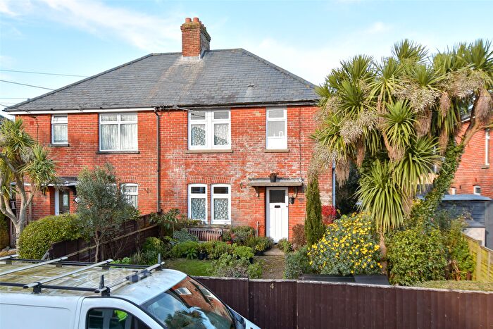 3 Bedroom Semi-Detached House For Sale In Colwell Lane, Freshwater, Isle Of Wight, PO40