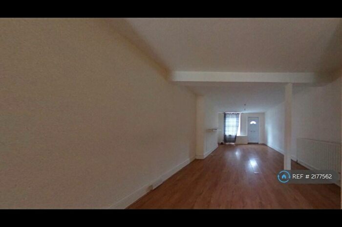 2 Bedroom End Of Terrace House To Rent In Myrtle Grove, Colchester, CO2