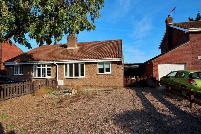 2 Bedroom Bungalow To Rent In St. Marys Avenue, Hemingbrough, Selby, YO8