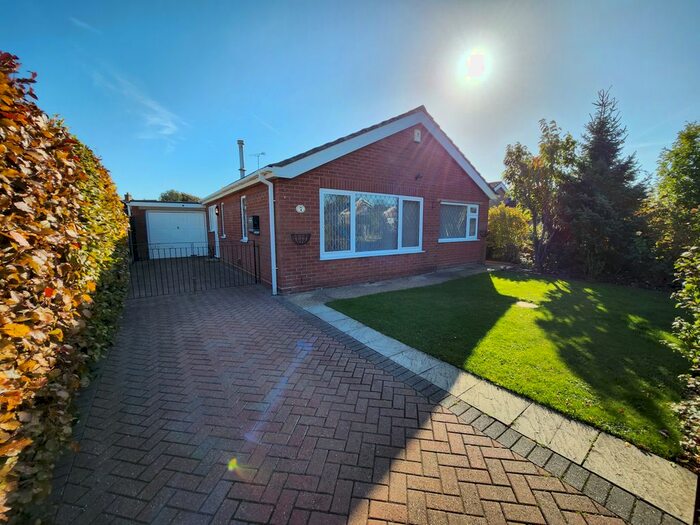 3 Bedroom Bungalow To Rent In Mellows Close, Reepham, Lincoln, LN3