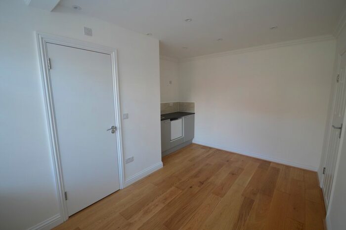 Studio To Rent In Rydal Gardens, Wembley, HA9