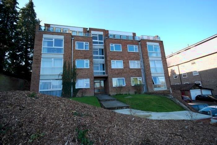 1 Bedroom Flat To Rent In Maplehurst, 45 Park Hill Road, Shortlands BR2